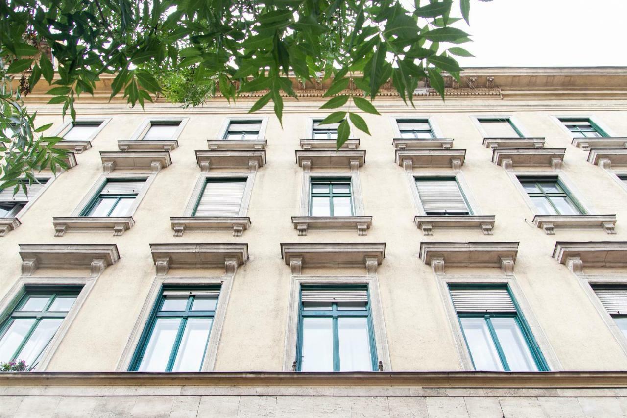 R&r Rakoczi Apartment