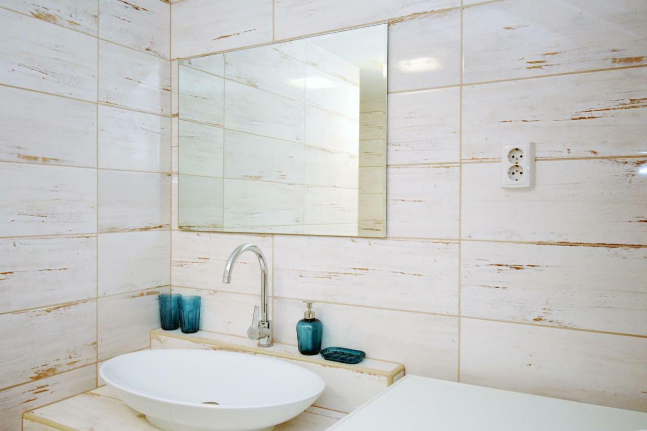 Lillybeth City Center Apartament *