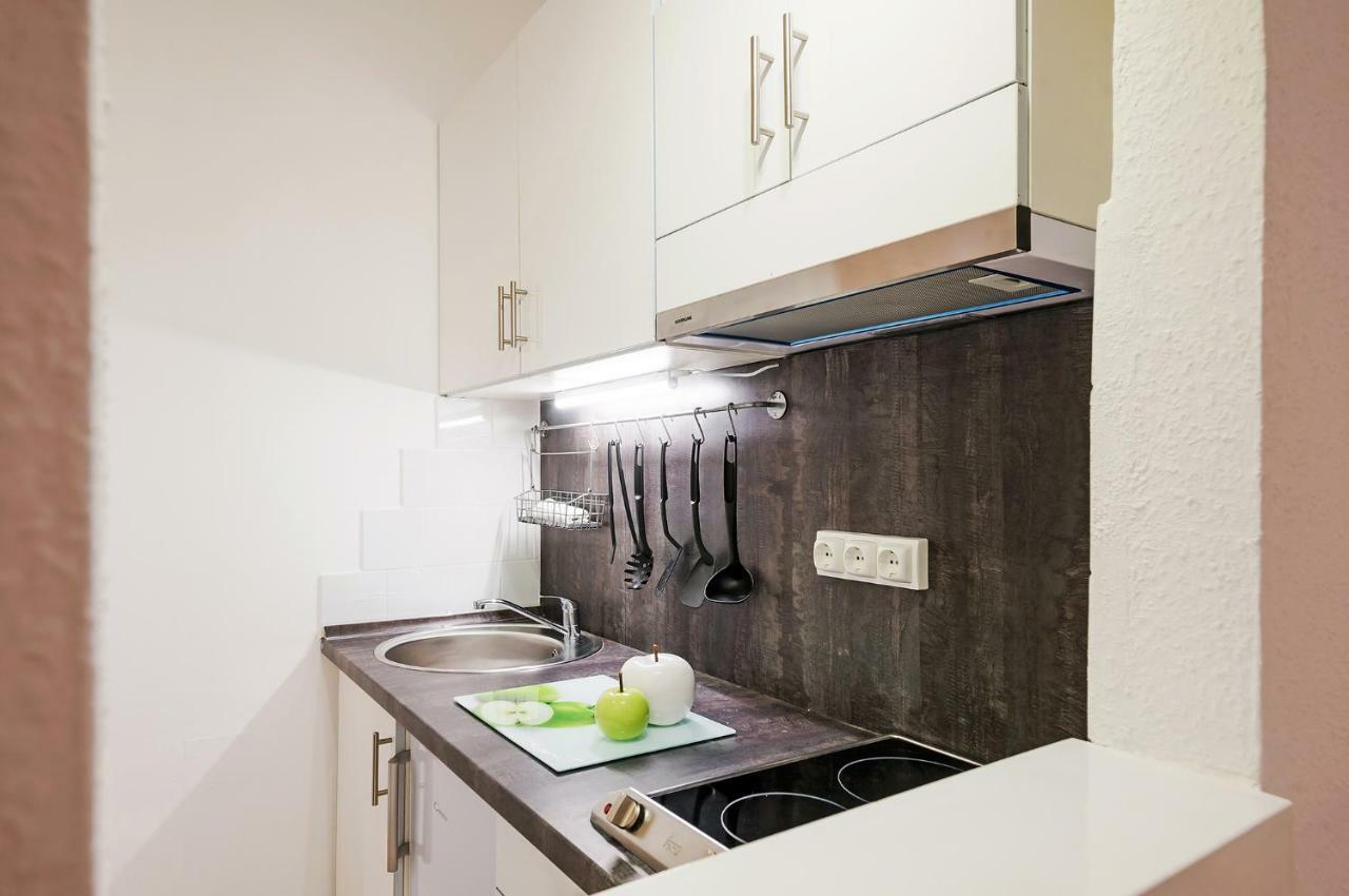 Free Parking, Quiet Design Flat In The Centre Budapest