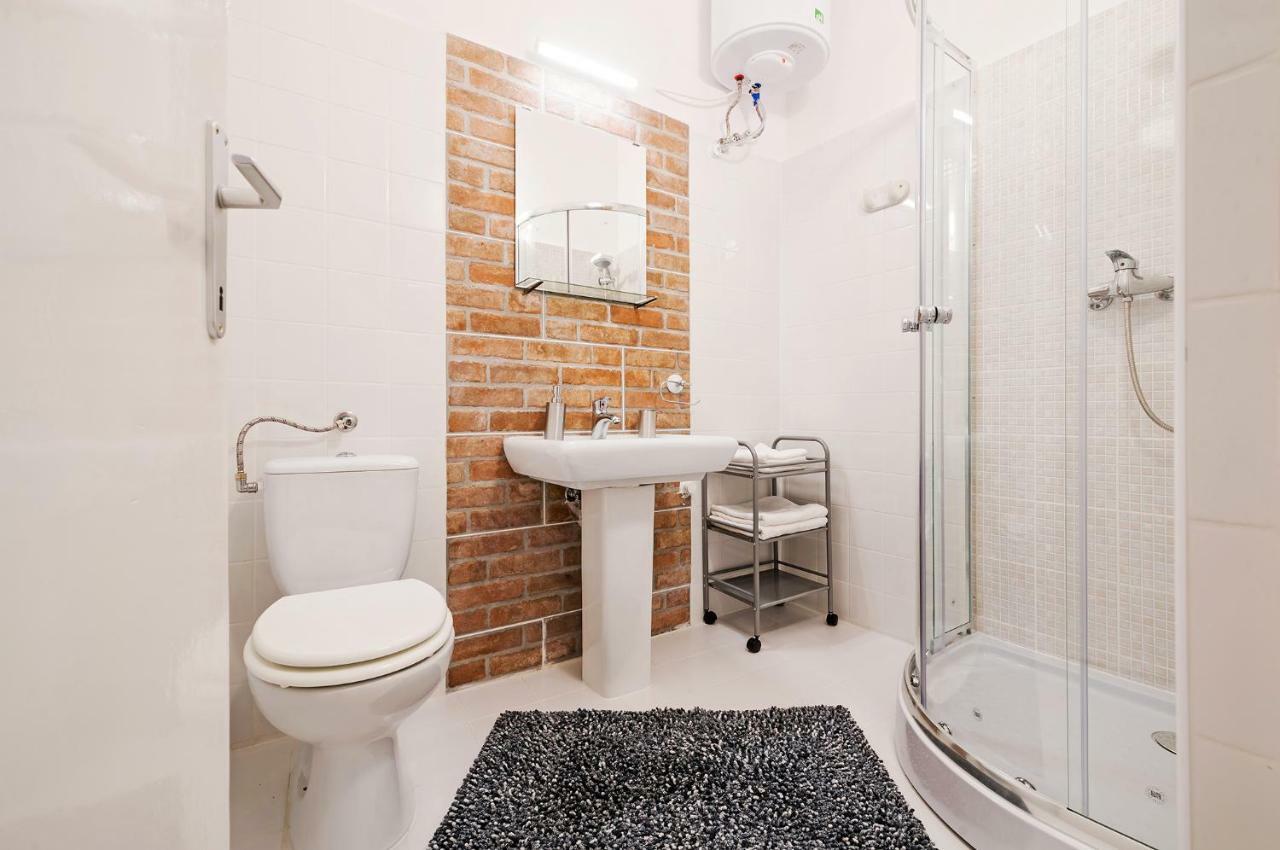 Apartamento Free Parking, Quiet Design Flat In The Centre