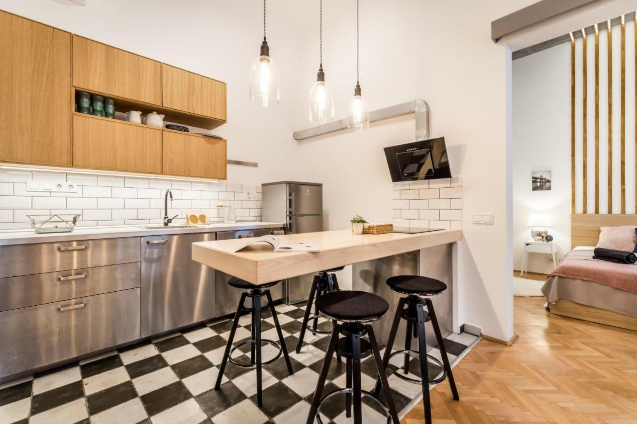 Apartamento Szerzodesbontas - Industrial Fantasy Budapest