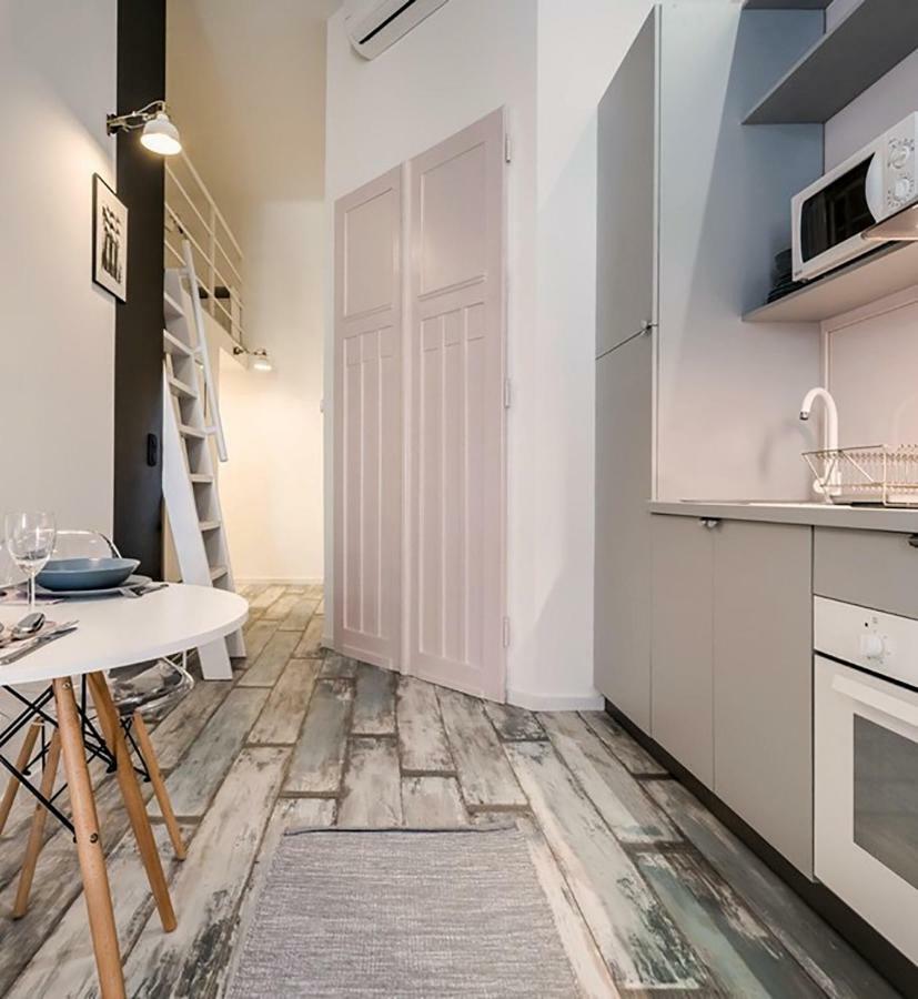 The Grey - Studio With Sleeping Loft In The Center Of Apartmán Budapešť