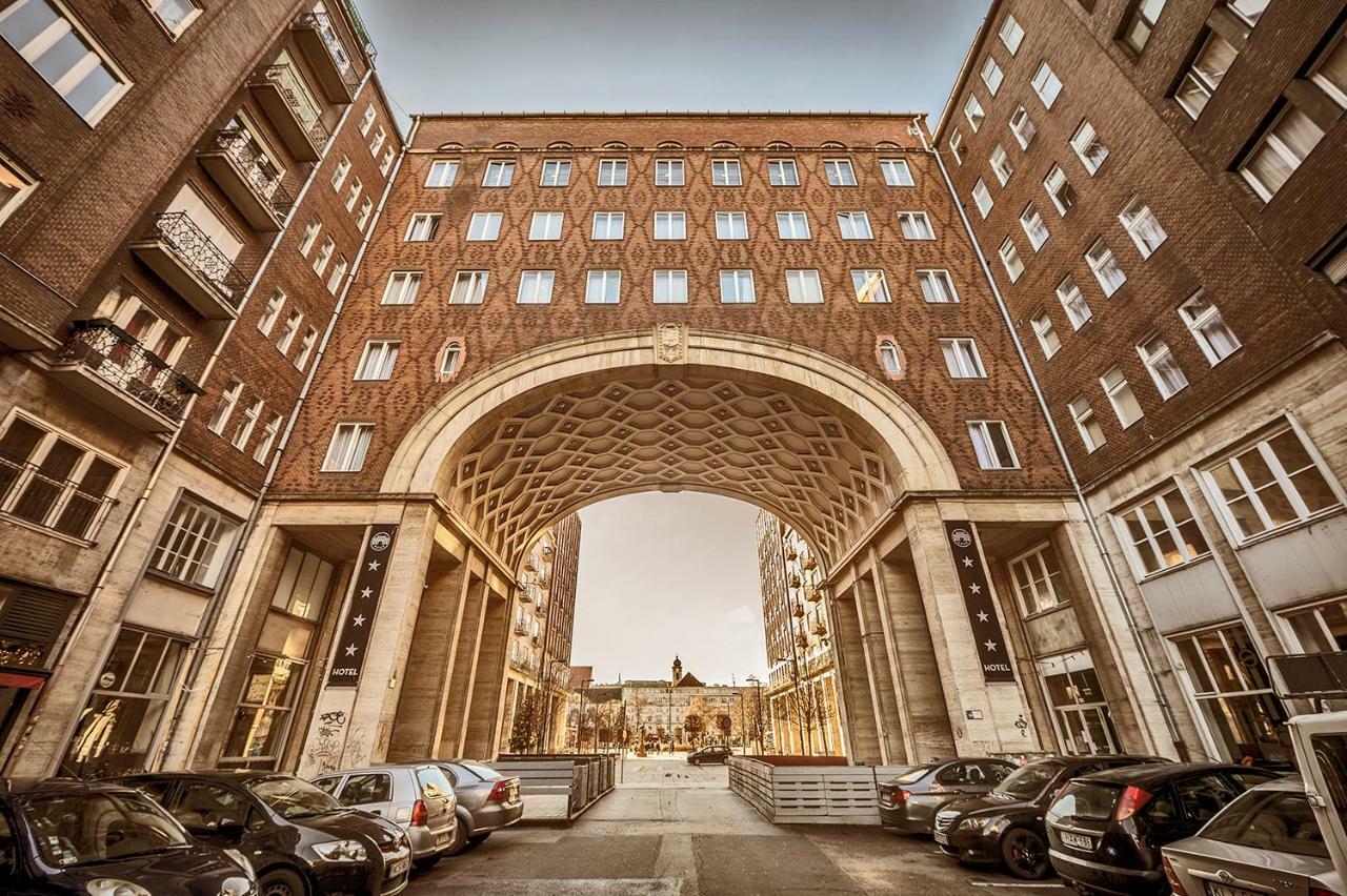 Rumbach Apartment