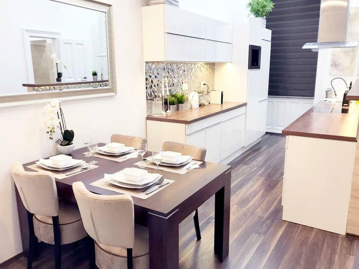 Grand Eliza 3bedroom Luxury Apt At Blaha