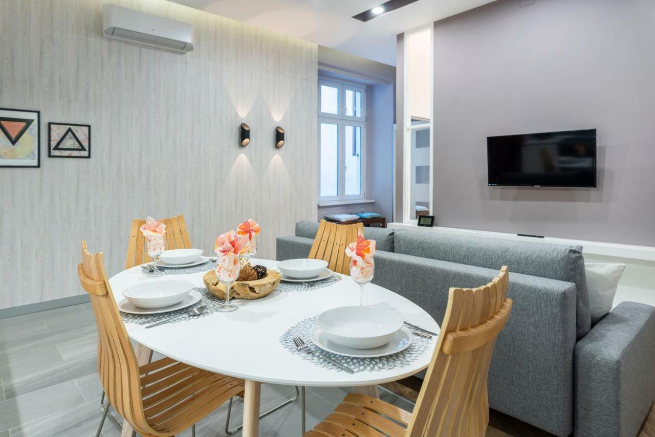 Modern 2 Bedroom With Free Airport Transfer Apartamento *