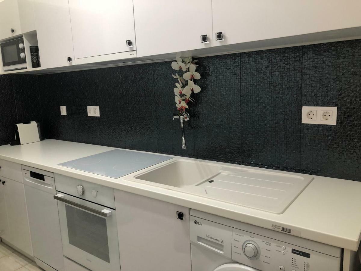 Hestia Apartment