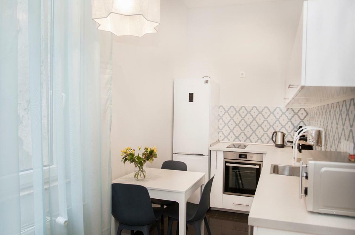 Amanda Astoria Apartment