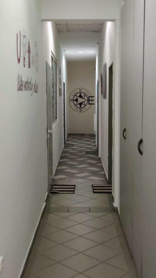 Hostel East Side *