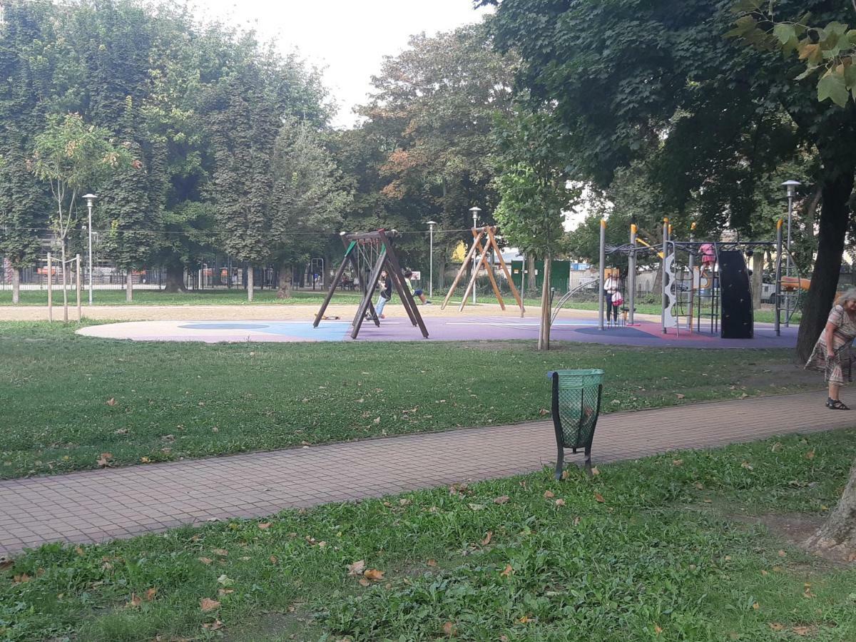 Apartament 2 Bedroom Near Heroes Square *