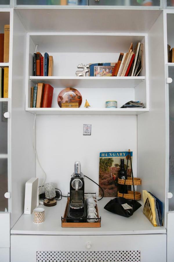 Bright Lights, Big Apartamento *