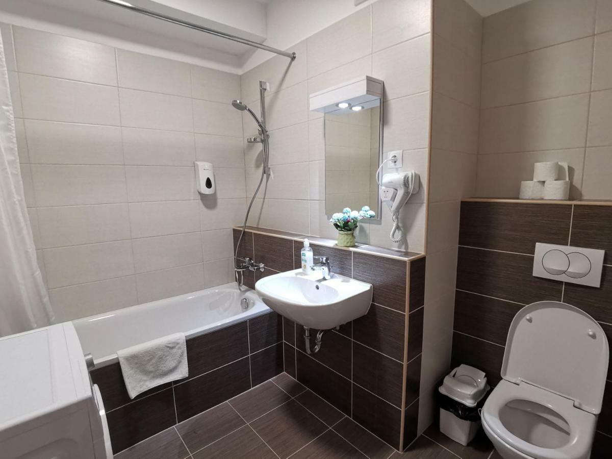 Corvin Apartahotel 3*