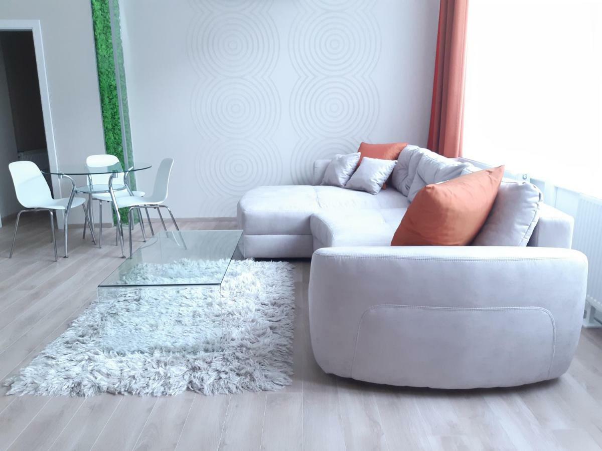 Apartmán Modern, Quiet & Cozy In The Middle Of Downtown Near Danube At Fashion Street