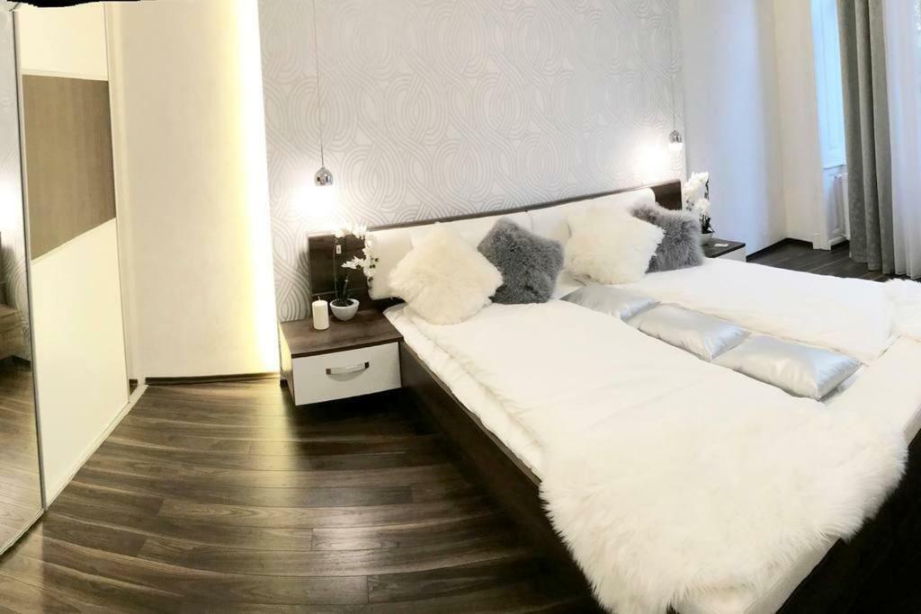 Grand Eliza 3bedroom Luxury Apt At Blaha Apartmán Budapest