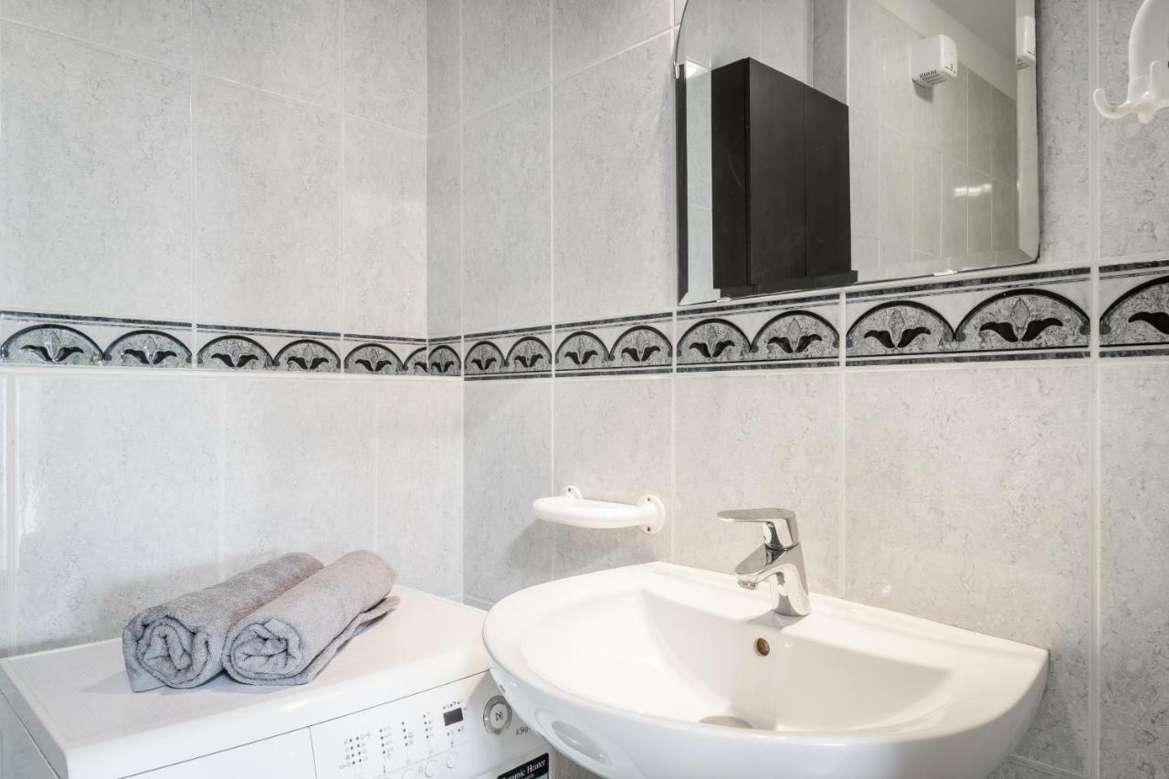 Bpr Soho Boutique With Ac Budapest