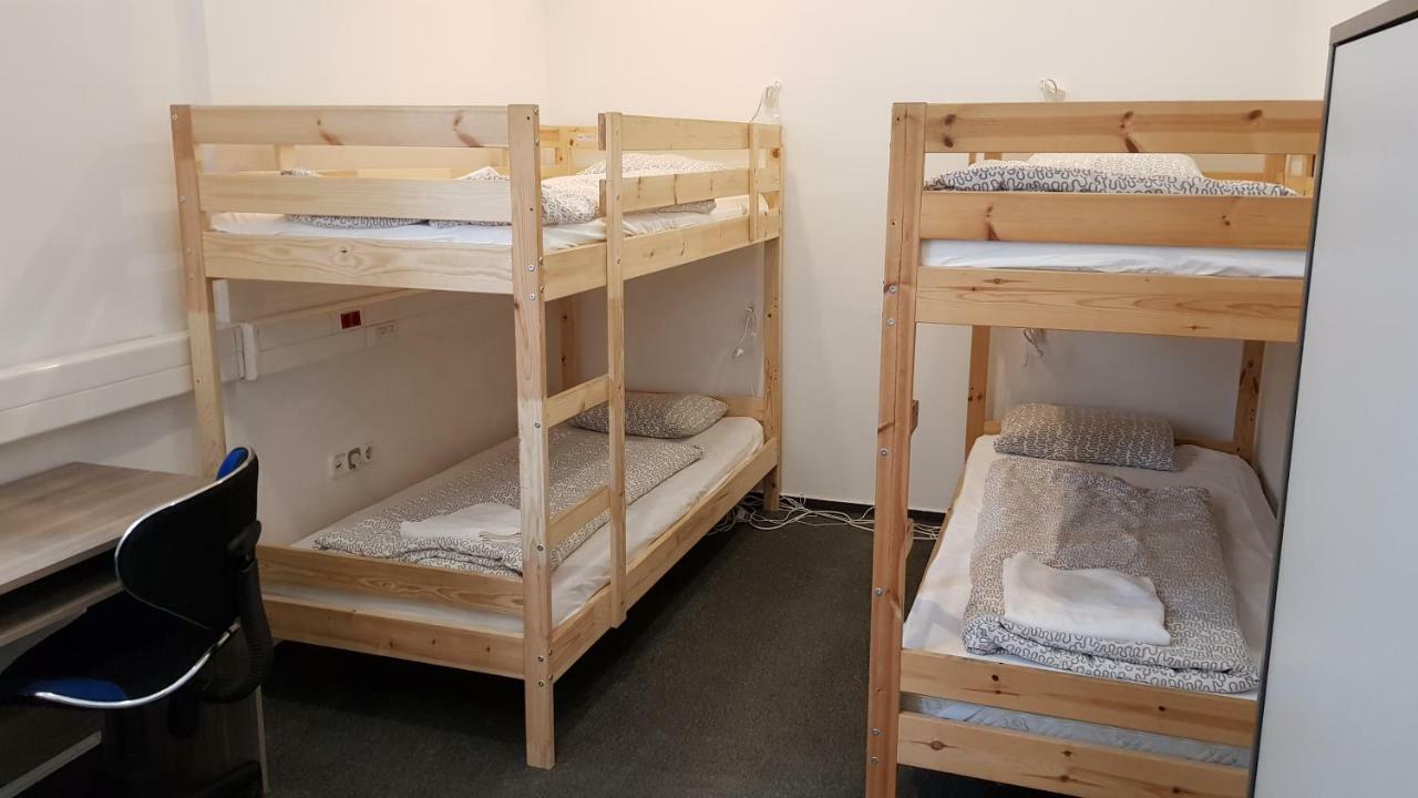 Hostel East Side