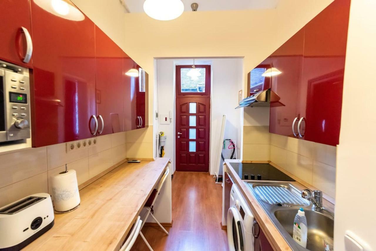 K5 - The Happy In The Nightlife Zone Apartamento Budapest