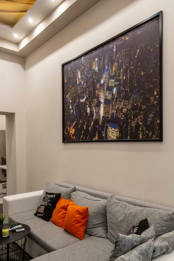 Deluxe Downtown 2 Bedrm, 2 Bathrm Apartmán