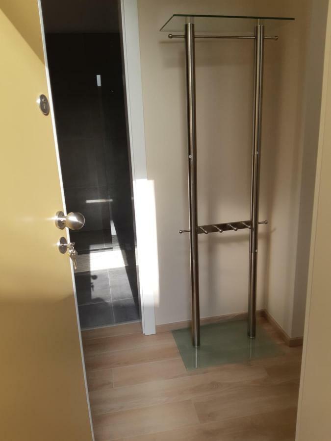 Apartmán Modern, Quiet & Cozy In The Middle Of Downtown Near Danube At Fashion Street