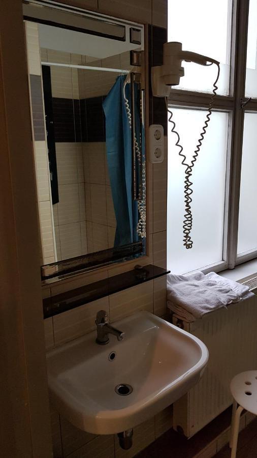 Hostel East Side