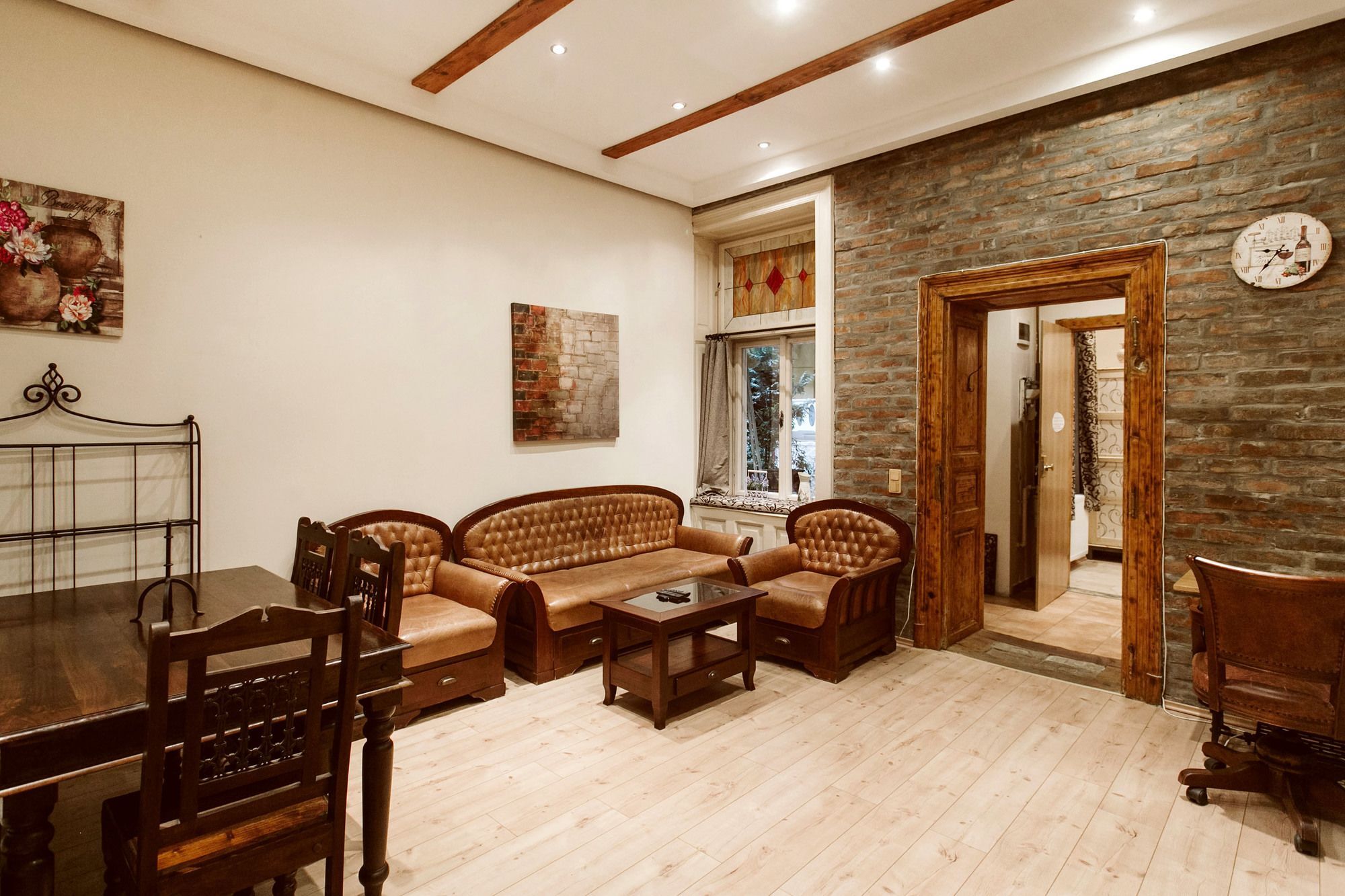 Inn Rbnb - Inner Iii. 3*