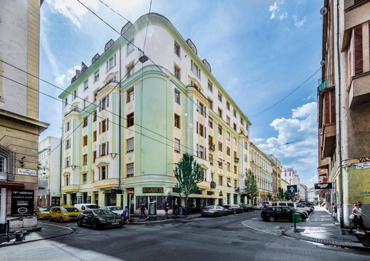 Appartement Bpr W21 Retro With Balcony Boedapest