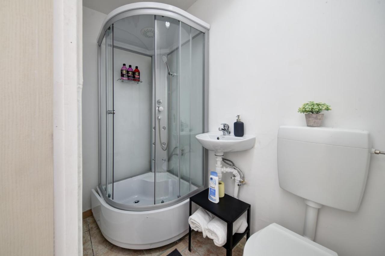 Apartamento Bg Kaldy Gyula Studio's *