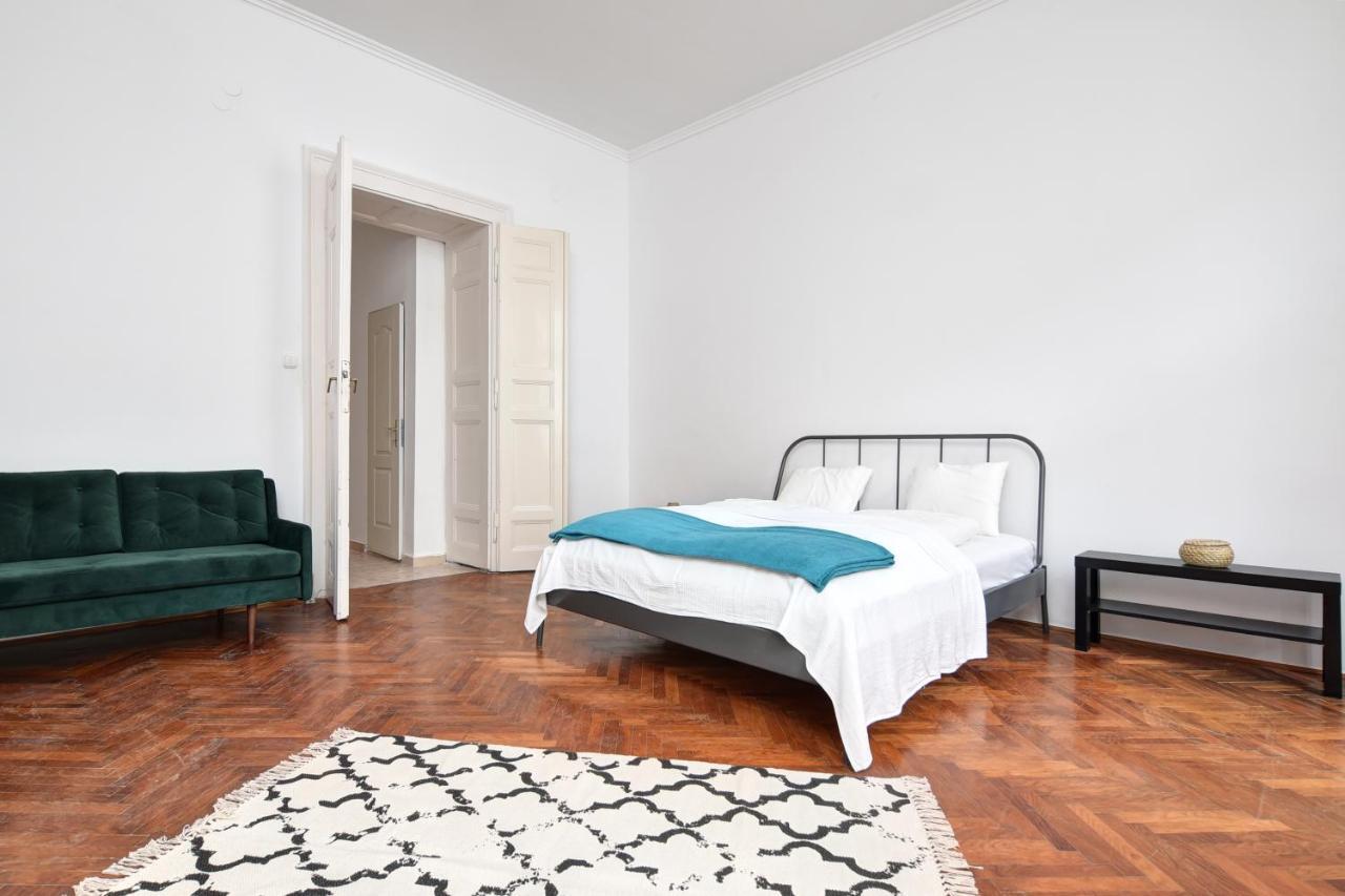 Apartamento Bg Kaldy Gyula Studio's *