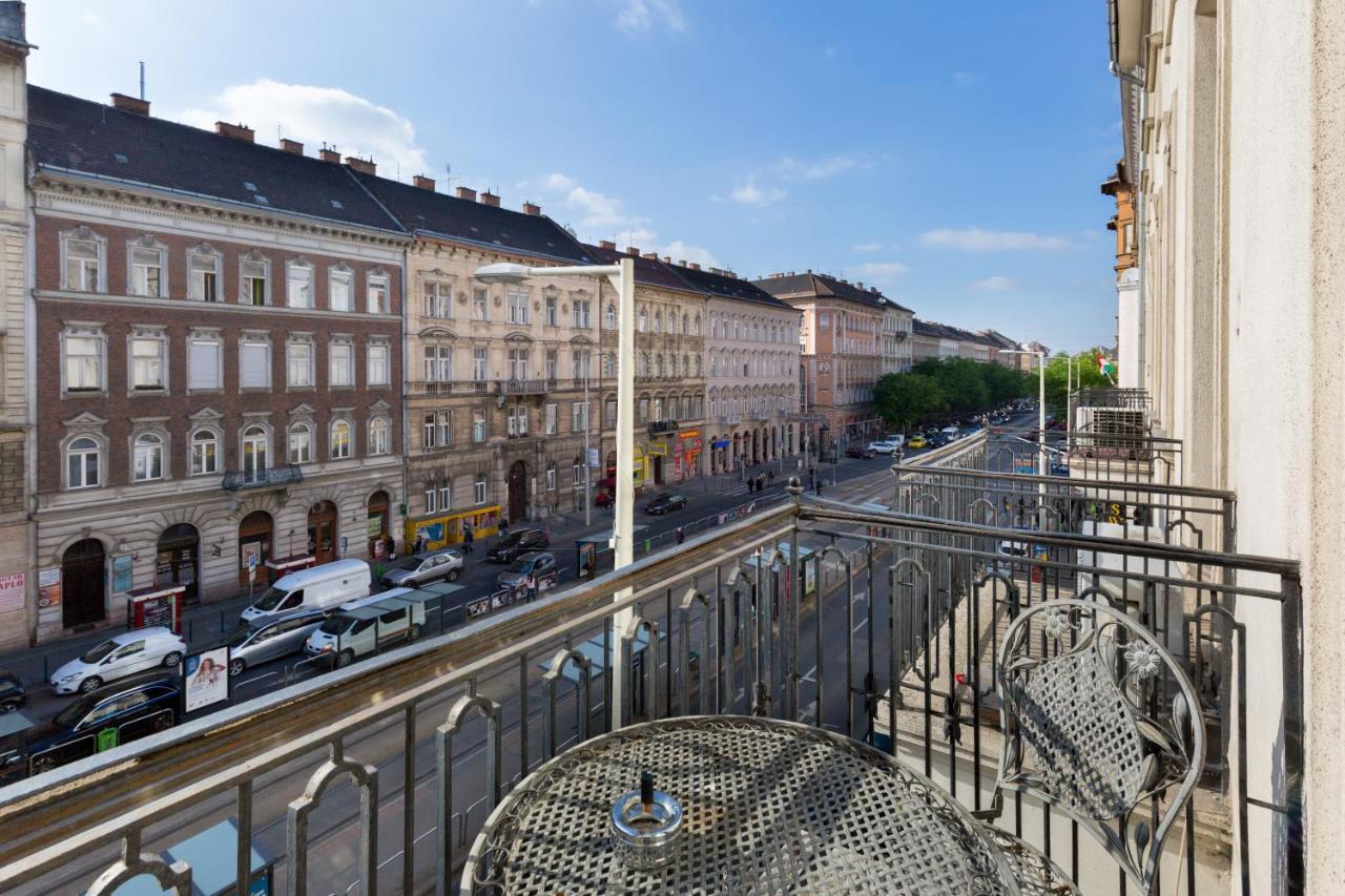 Luxury Apartment