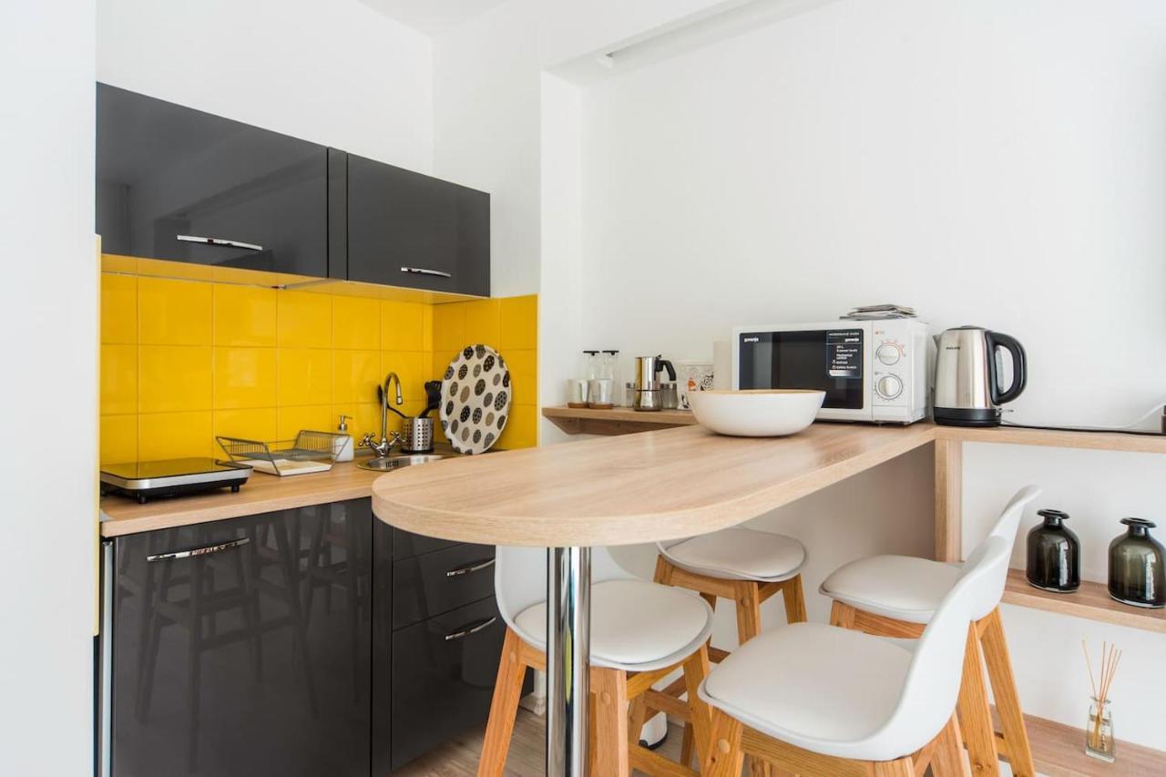 Modern Four Bedroom In Palace District Budapest