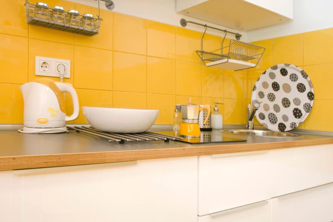 Modern Four Bedroom In Palace District Appartement