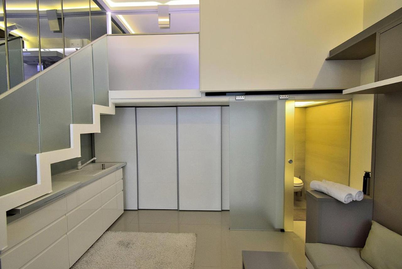 Apartment Small Sziv 3 *