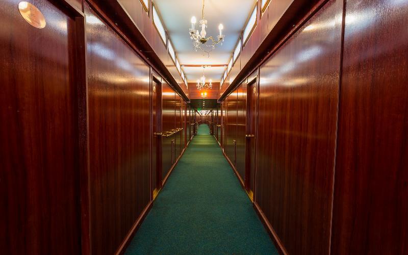 Fortuna Boat Botel