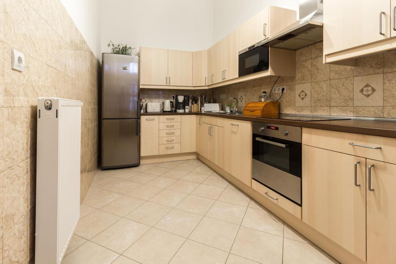 Beautiful Spacious Three-room Close To Buda Castle Apartamento Budapest