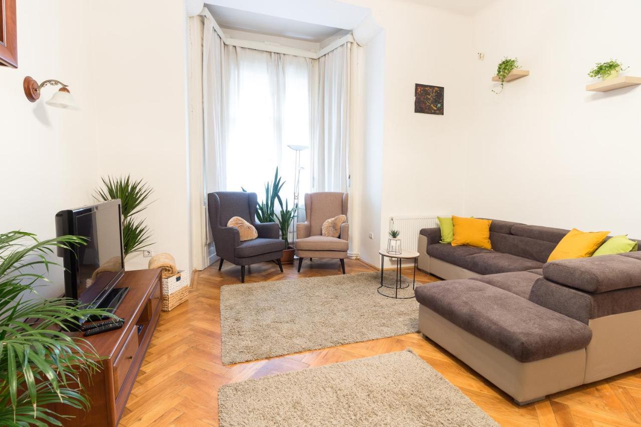 Beautiful Spacious Three-room Close To Buda Castle Apartamento *