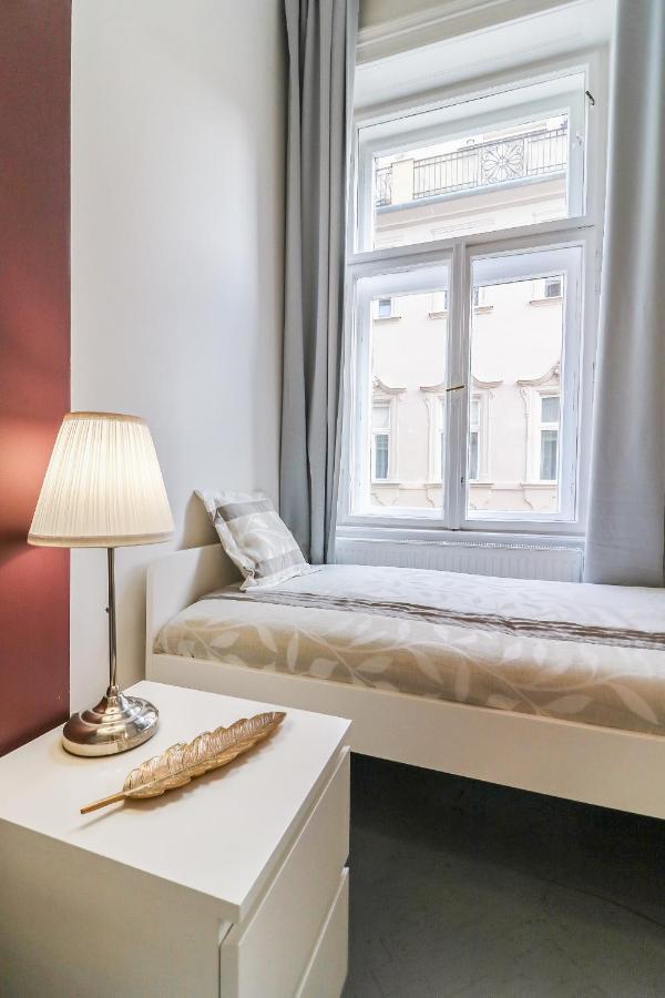 Apartment Real Hegedu
