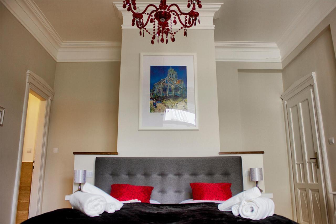 Deluxe In The Heart Of The * Budapest