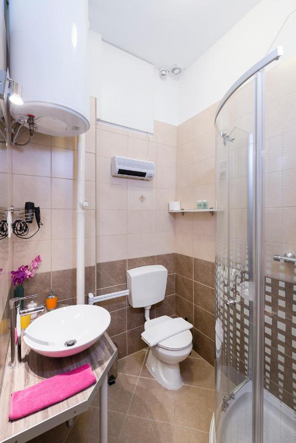 Apartment 4u *