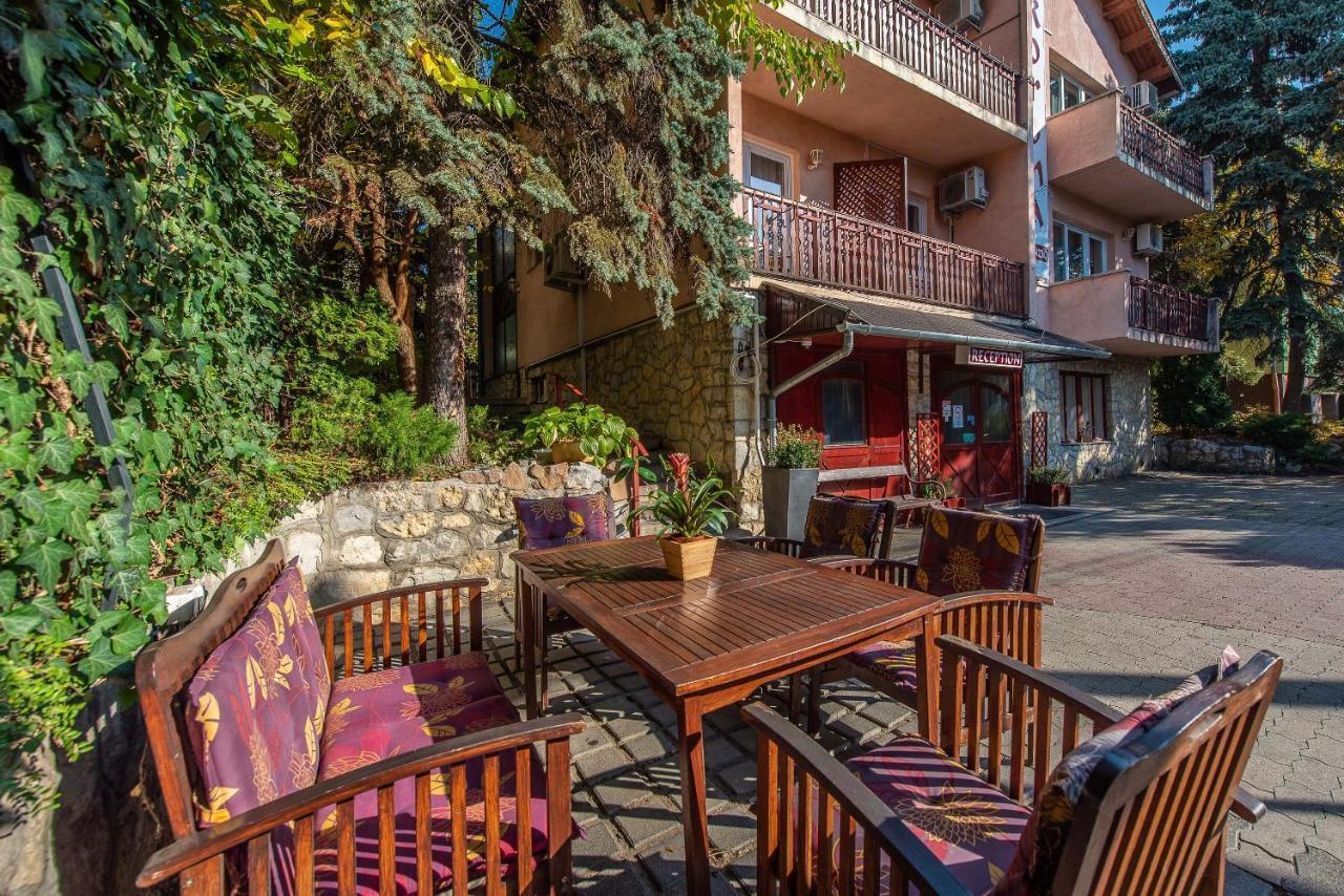 Korona Panzio Bed & Breakfast 3*