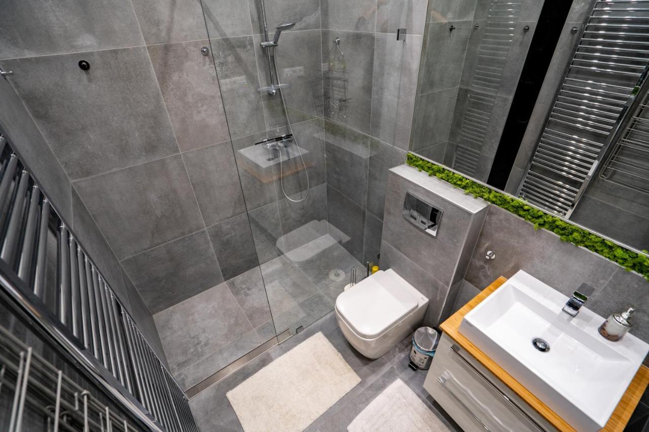 Modern, Quiet & Cozy In The Middle Of Downtown Near Danube At Fashion Street *