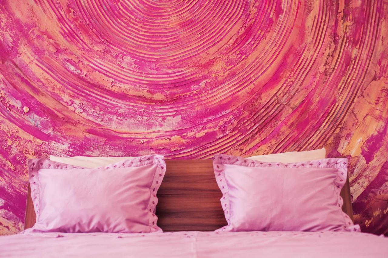 Exclusive Colourful Flat In The Budapest