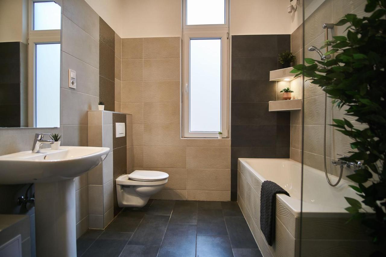 F4 Design Apartment- * Budapest