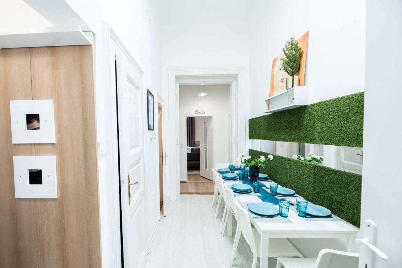 Cosy And Central With 4 Bedrooms And A/c Lejlighed