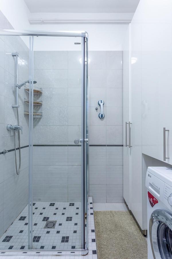 Goldcentral Grand Boulevard Apartment Budapest