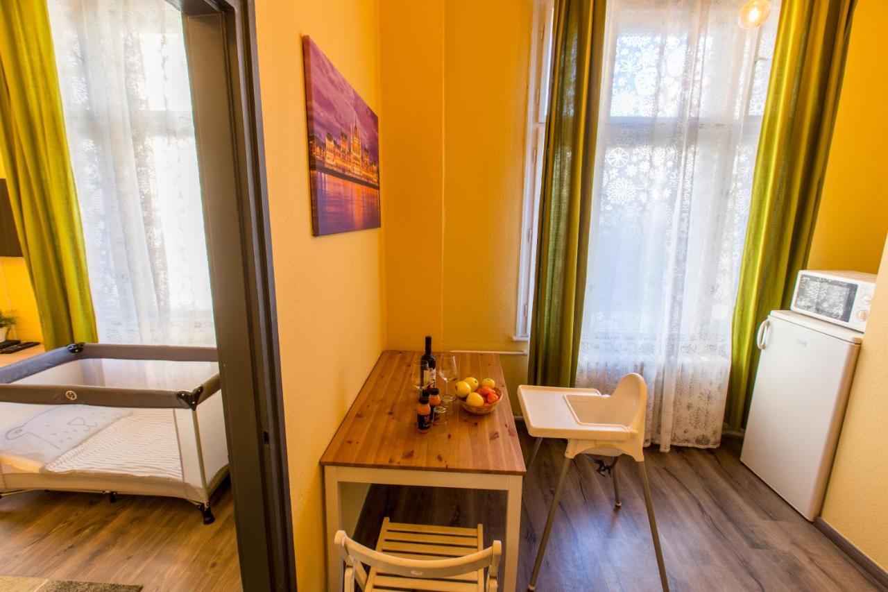 Goodmo House Hostal