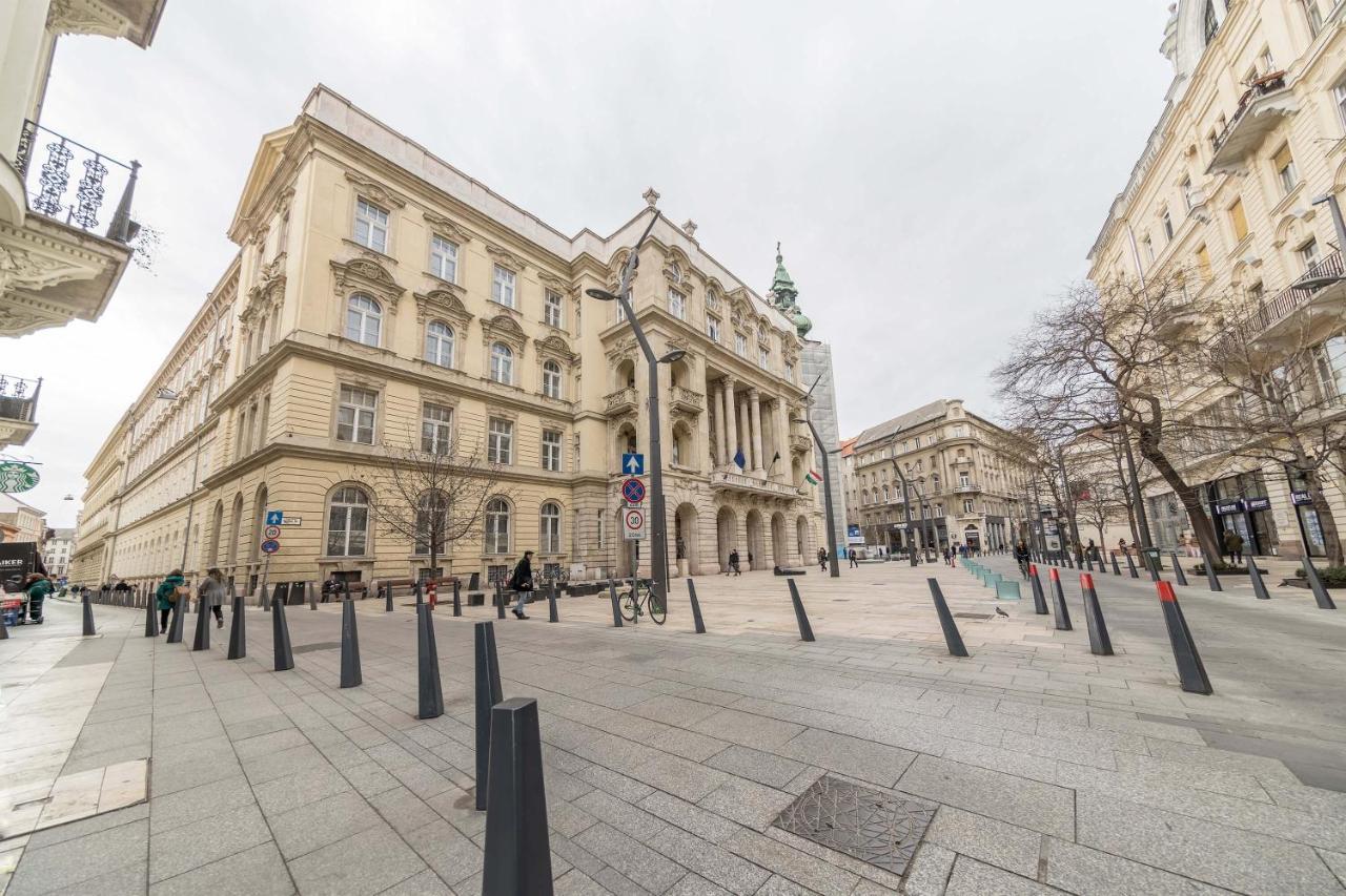 April Studio On The City Center * Budapest
