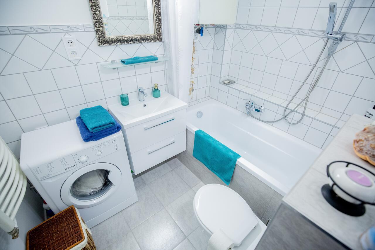 Center Apartman *