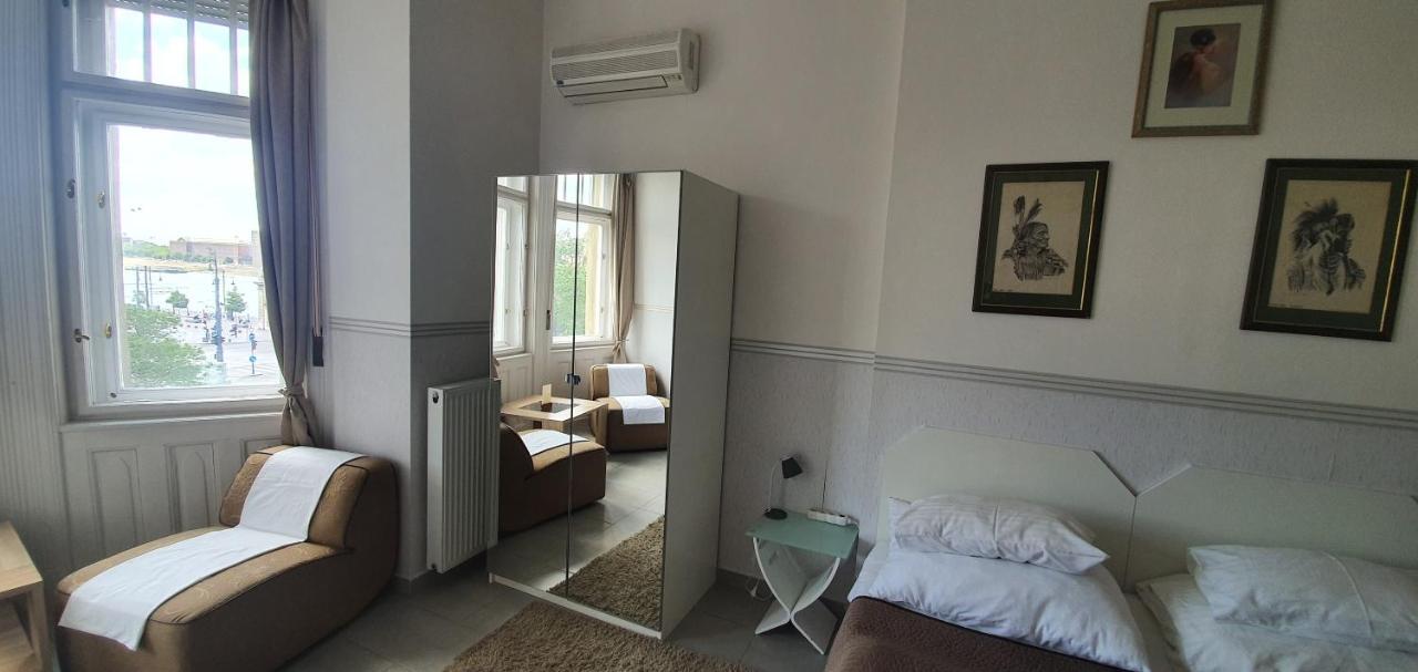Butterfly Danube Bed & Breakfast Budapest