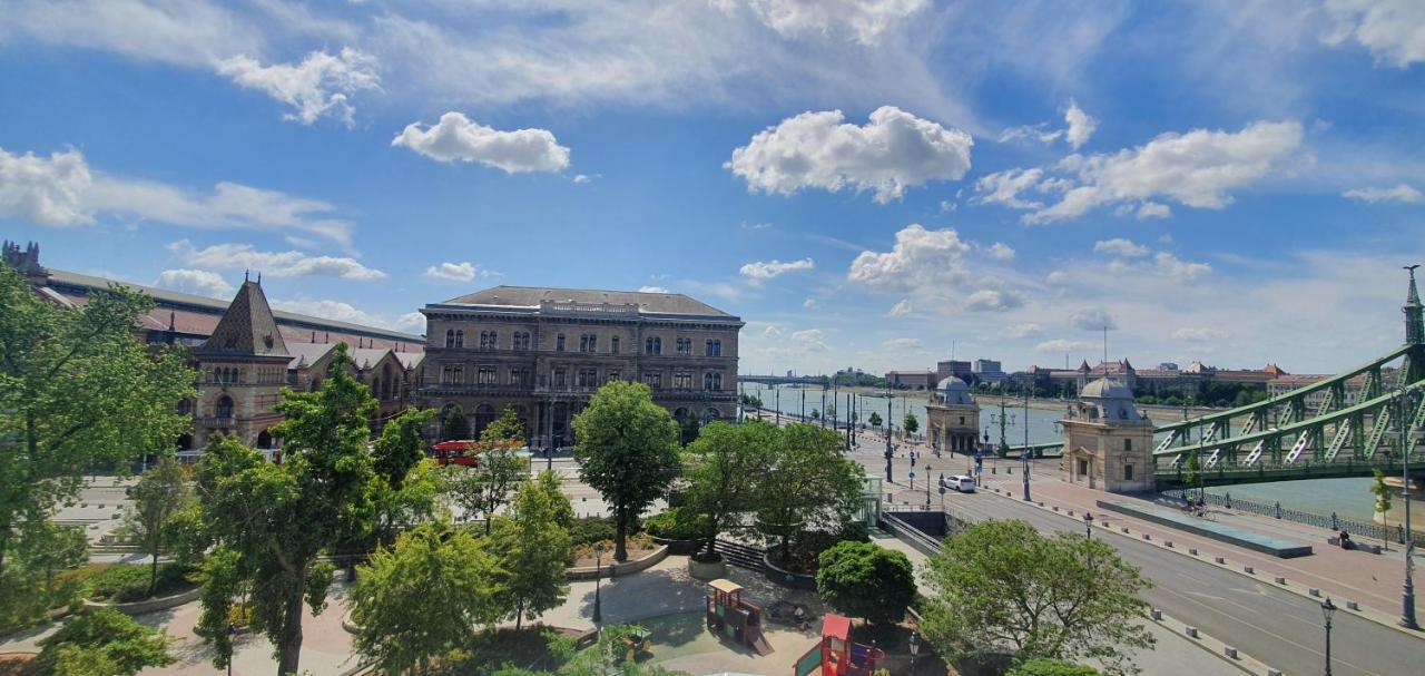 Bed & Breakfast Butterfly Danube Budapest