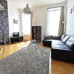 Gozsdu Apartment