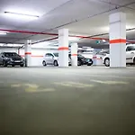 Avantgarde Apartments